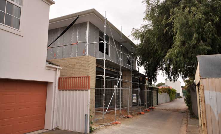 Contemporay New Build with Lift in Glenelg